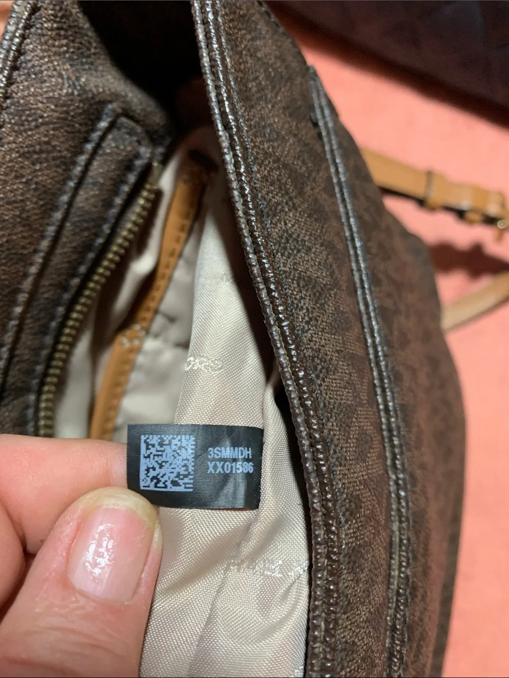 Michael Kors jet set travel large messenger bag